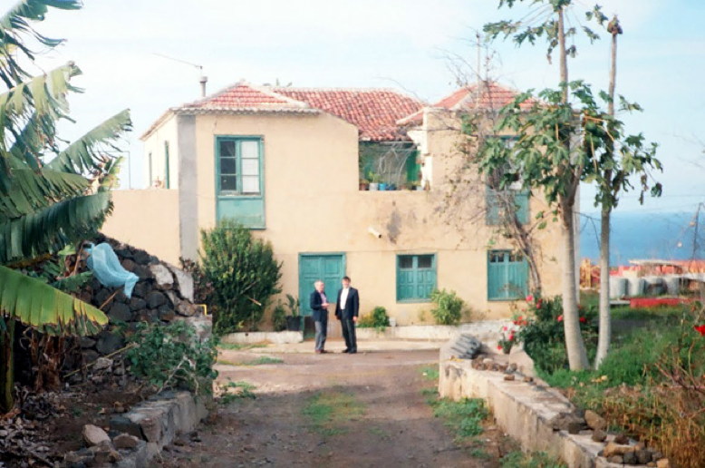 Casa Amarilla 1993